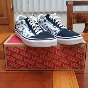 Like New Vans Old Skool 9.5 Checkered Blue Topaz